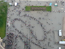 Queue at the Eiffel Tower
