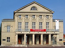 Opera Samson a Dalila byla poprvé uvedena v operním domě v německém Výmaru.