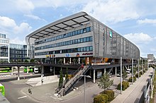 Front view of the Munich Central Bus Station from the Hackerbrücke (2014).