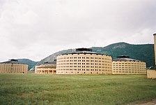 Presidio modelo, zvenčí