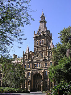 Ormond College (1879), Università di Melbourne