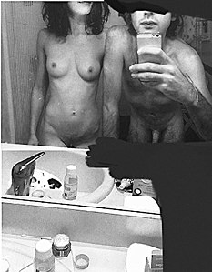 Eine erotische Fotografie eines Paares.