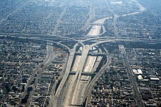 Pohľad na diaľničný systém Los Angeles.