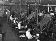 Linotype-Maschinen zur Herstellung einer Zeitung