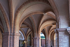 Galleria di Place Nationale a Montauban