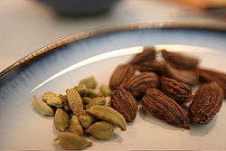 Cardamomo verde y negro  
