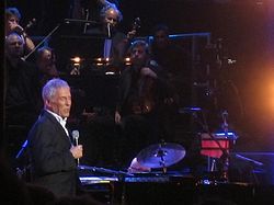 Bacharach actuando en 2008  