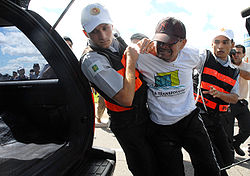 Detención en Brasilia.  