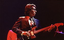 Elvis Costello i sin korte tid som guitarist, 1979.