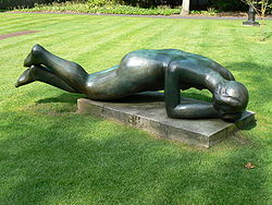Niobe , beeldenpark Kröller-Müller Museum