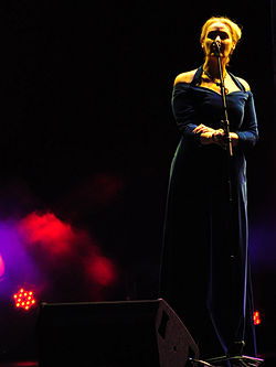 Lisa Gerrard en París, Francia 2009
