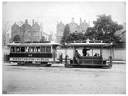 Kabelsporvognsattrappe og påhængsvogn på St Kilda Line i Melbourne i 1905.  
