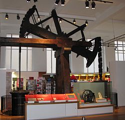 Old Bess , nejstarší dochovaný paprskový motor, který postavili Matthew Boulton a James Watt v roce 1777. Muzeum vědy, Londýn