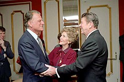 Graham med president Ronald Reagan och presidentfru Nancy Reagan