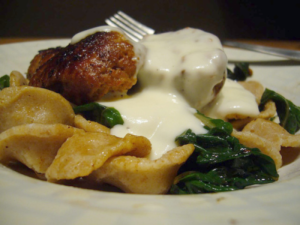 Mornay-kastike