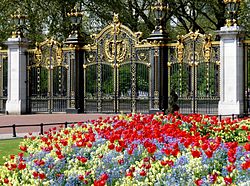The Mall: Green Park'a açılan kapı