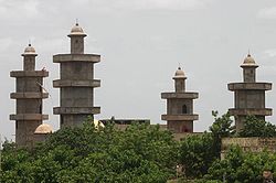 Moschee în construcție în Bamako