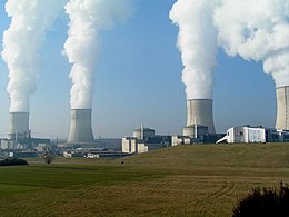 Elektrárna Cattenom u města Metz je od roku 2011 největší jadernou elektrárnou ve Francii. Ve vlhkých dnech velká část vodní páry kondenzuje.