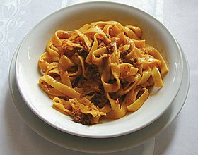 Tagliatelle med bolognese-sås.  