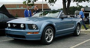 2005年福特野马GT敞篷车