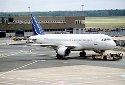 Diese A320 stürzte am 10. Juli 2004 ins Schwarze Meer und tötete alle 105 Passagiere und 8 Besatzungsmitglieder an Bord. Es war ein CFIT-Unfall.