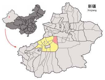 provinca Xinjiang, Kitajska; Kucha je rožnate barve; Aksu rumene barve