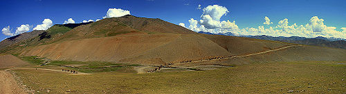 Een Kuchi-karavaan op weg naar de Shewa-vallei in het noorden van Badakhshan.