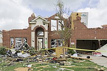 Ett hem som skadades av en F3-tornado i Forney, Texas.