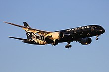 Eksempel på en færdigvare: Air New Zealand Boeing 787 Dreamliner.  