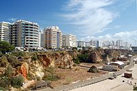 Appartamenti con vista sulla spiaggia a Praia da Rocha, Portimão.