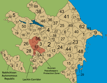 Harta diviziunilor administrative ale Azerbaidjanului. Rețineți că diviziunile exclavei Nakhchivan sunt enumerate în secțiunea următoare. 1. Districtul Absheron 2. Districtul Aghjabadi 3. Districtul Agdam 4. Districtul Agdash 5. Districtul Agstafa 6. Districtul Agsu 7. Shirvan (oraș) 8. Astara District 9. Baku (oraș) 10. Districtul Balakan 11. Barda District 12. Districtul Beylagan 13. Bilasuvar District 14. Districtul Jabrayil 15. Districtul Jalilabad 16. Districtul Dashkasan 17. Districtul Shabran 18. Districtul Fuzuli 19. Districtul Gadabay 20. Ganja (oraș) 21. Districtul Goranboy 22. Districtul Goychay 23. Districtul Hajigabul 24. Imishli District 25. Districtul Ismailli 26. Districtul Kalbajar 27. Districtul Kurdamir 28. Districtul Lachin 29. Districtul Lankaran 30. Lankaran (oraș) 31. Lerik District 32. Masally District 33. Mingachevir (oraș) 34. Naftalan (oraș) 35. Districtul Neftchala 36. Districtul Oghuz 37. Districtul Qabala 38. Districtul Qakh 39. Districtul Qazakh 40. Districtul Gobustan 41. Districtul Quba 42. Districtul Qubadli 43. Districtul Qusar 44. Districtul Saatly 45. Districtul Sabirabad 46. Districtul Shaki 47. Shaki (oraș) 48. Districtul Salyan 49. Districtul Shamakhi 50. Shamkir District 51. Samukh District 52. Siazan District 53. Sumqayit (oraș) 54. Shusha District 55. Shusha (oraș) 56. Districtul Tartar 57. Districtul Tovuz 58. Districtul Ujar 59. Districtul Khachmaz 60. Khankendi (oraș) 61. Districtul Goygol 62. Districtul Khizi 63. Districtul Khojali 64. Districtul Khojavend 65. Yardymli District 66. Yevlakh District 67. Yevlakh (oraș) 68. Zangilan District 69. Zaqatala District 70. Districtul Zardab  
