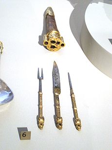 XVI a. prancūziškų stalo įrankių rinkinys