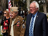 Sanders num desfile do Memorial Day em São Francisco, Junho de 2016