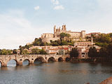 St. Nazaire cathedral and Pont Vieux.