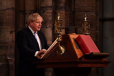 Johnson puhuu Westminster Abbeyssa