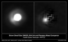 2MASS J044144は褐色矮星で、木星の約5～10倍の質量の伴星を持っている。この伴星が亜褐色矮星なのか惑星なのかは明らかではない。