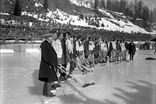 IJshockeywedstrijd tijdens de Olympische Winterspelen van 1928 in St. Moritz  