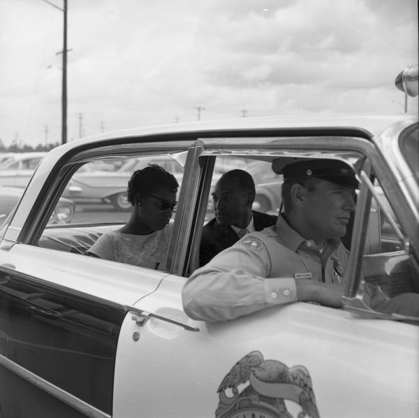 Арестуване на Freedom Riders в Талахаси, Флорида, 16 юни 1961 г.  