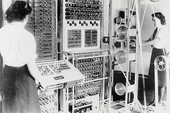 Een Colossus computer zoals hij was tijdens de Tweede Wereldoorlog