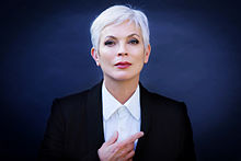 Elizabeth Ward Gracen 2010