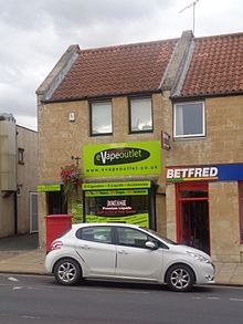 I länder där de är lagliga har många butiker med e-cigaretter öppnats, som denna i Wetherby, Storbritannien.  