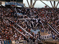La 22 na stadionie Ciudad de La Plata podczas meczu z Boca Juniors w Clausura 2008.