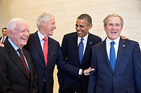 Carter sammen med præsidenterne Clinton, Obama og Bush i 2013