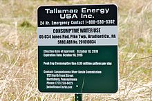 Sign indicating the regulatory approval of a domestic water withdrawal point in ­the northern Susquehanna River basin (Marcellus Shale Play, Pennsylvania, USA). The permitted maximum water withdrawal per day is listed as 6.0 million US gallons, about 23 million liters.