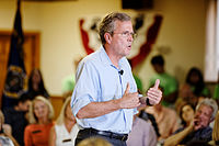Bush under et valgkampagnestop i New Hampshire, juli 2015