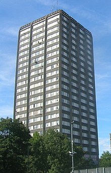 Grenfell Tower, før renoveringen, i 2009