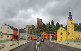 The center of Hesperange with the castle and the church