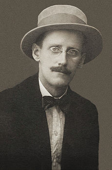 James Joyce v roce 1915