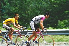 1997. aasta tuur: Jan Ullrich liidrisärgis, Udo Bölts toetab teda.