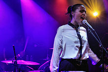 Jessie Ware vystupuje 13. ledna 2012 na jevišti divadla Simplon Up na festivalu Eurosonic 2012.